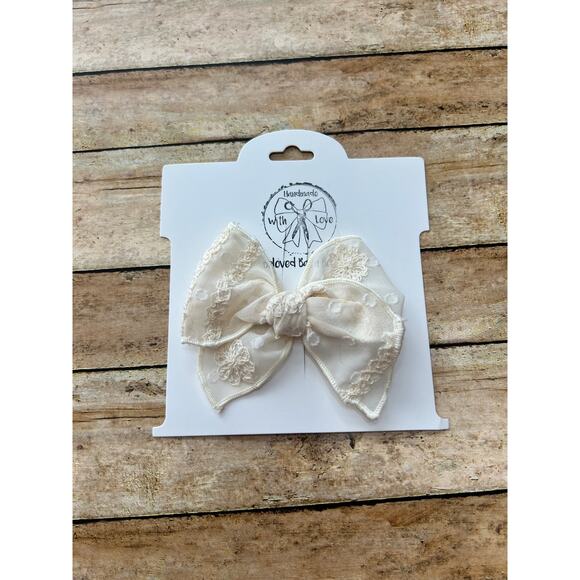 Beloved Bairn Bows Other - Beloved Bairn Bows Sand Dollar Baby Beloved on Clip NEW